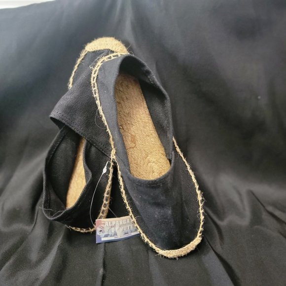 JUTE ESPADRILLES MADE IN SPAIN, EUROPEAN SIZE 36 EQUIVALENT TO 3 1/2 IN THE U.S - Picture 5 of 8